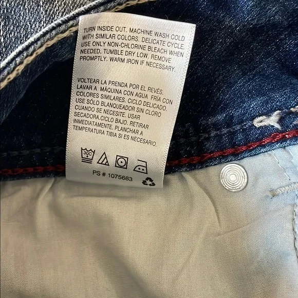 Wallflower The Luscious Curvy Fit Jeans. 0. NWT. - Picture 8 of 12